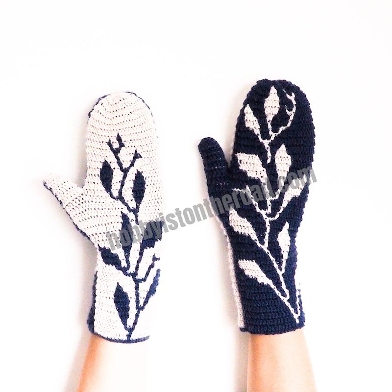 Frosted Leaves Mittens a mosaic crochet pattern